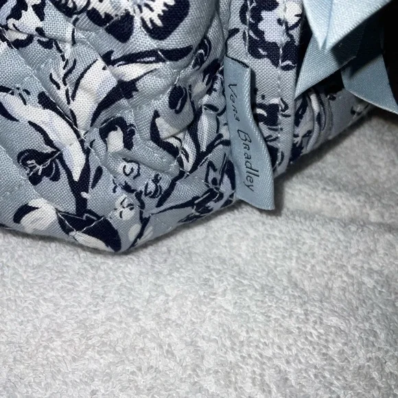 Shoulder Bag, Vera Bradley Multi Compartment Shoulder Bag - Picture 6 of 11